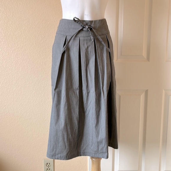 Brand new gray A line skirt Waist 29" - Picture 1 of 6